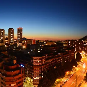 Superviews: Private With Bath, Parking & Netflix Bilbao
